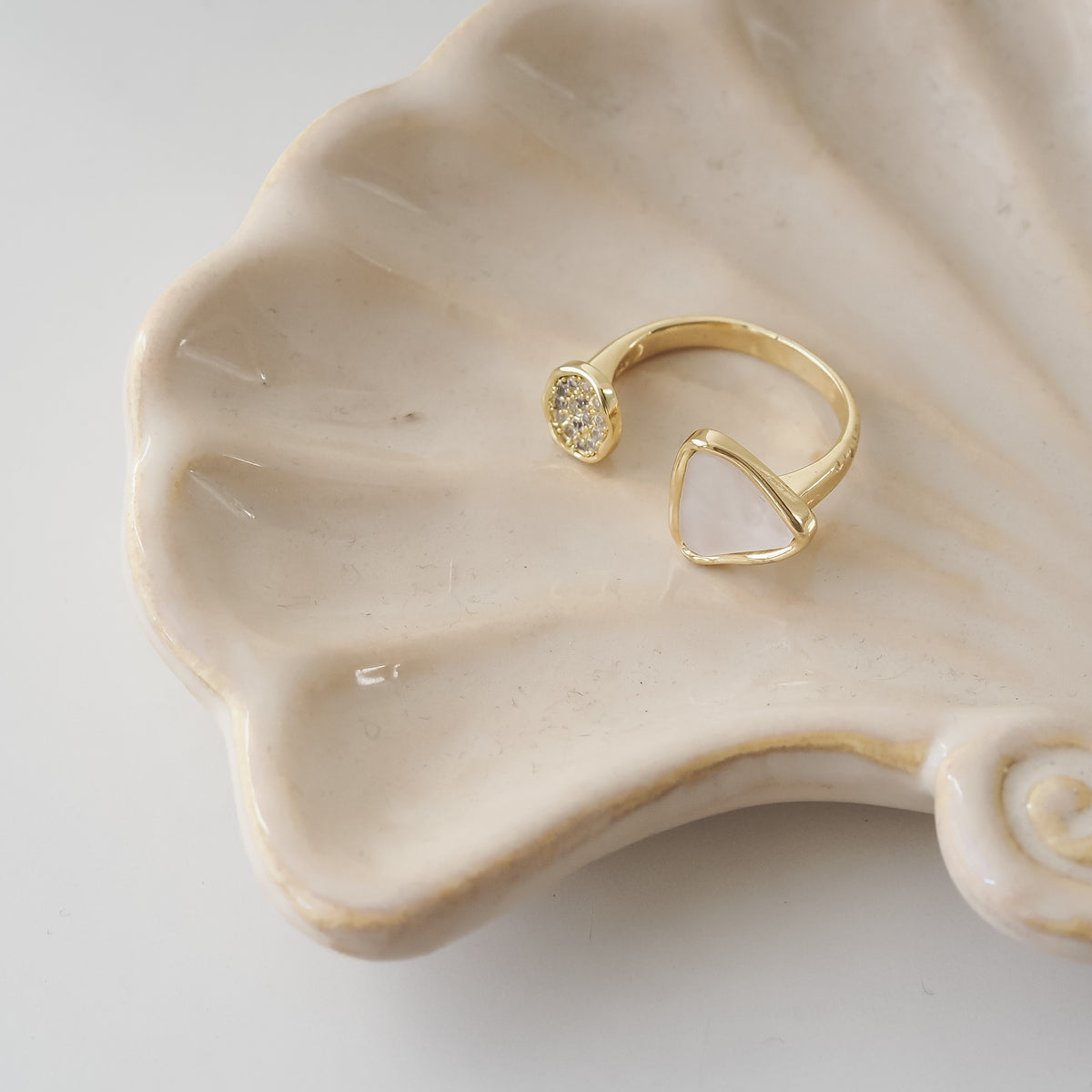 Ring white Shining