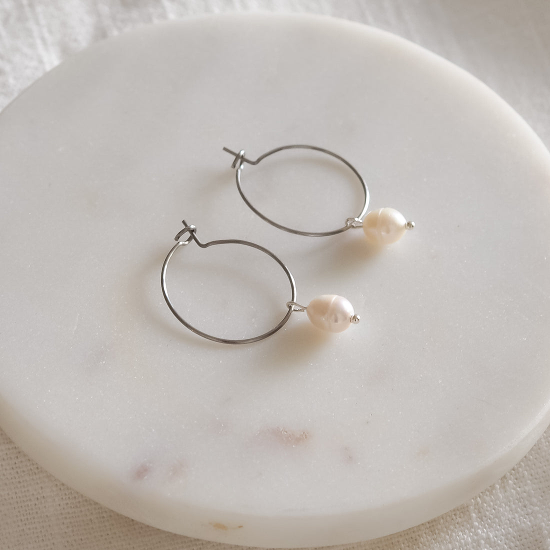 Perlenohrringe One (silber) von edel weiss