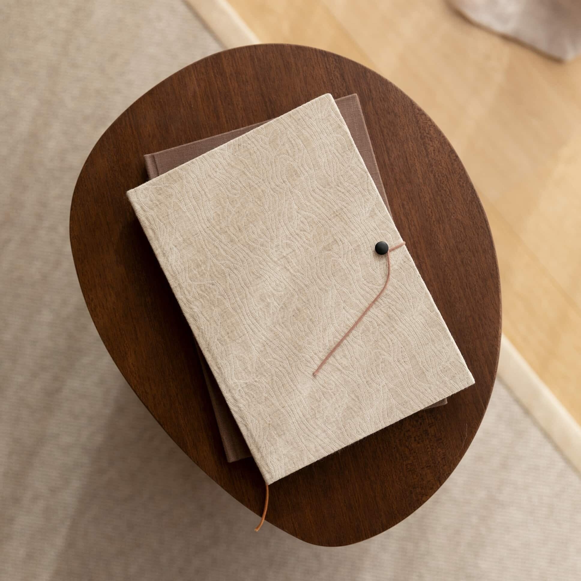 Notizbuch (dunes) von Monk & Anna edel weiss