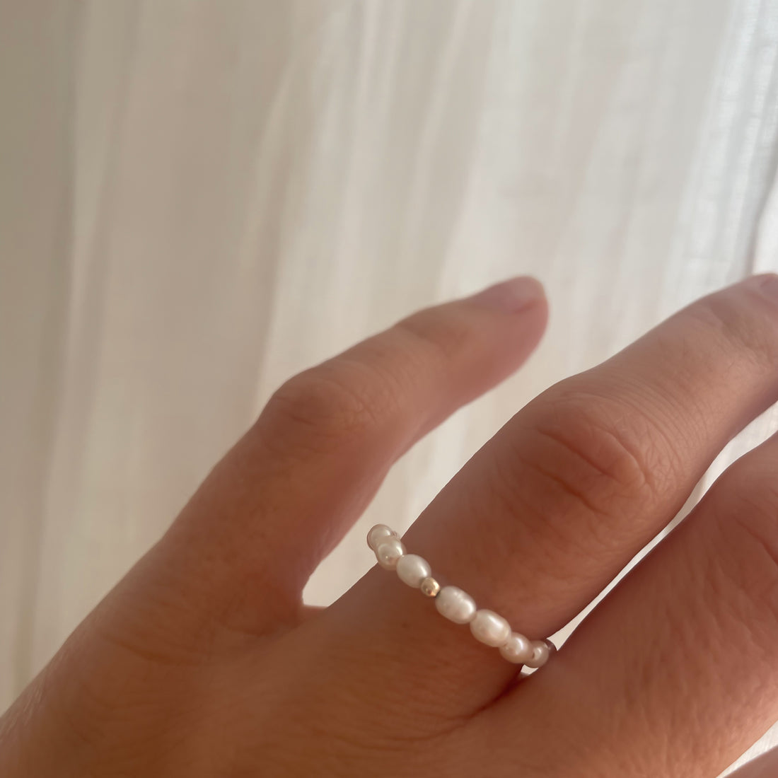 Ring Luna mit echter 375 Goldkugel von edel weiss edel weiss