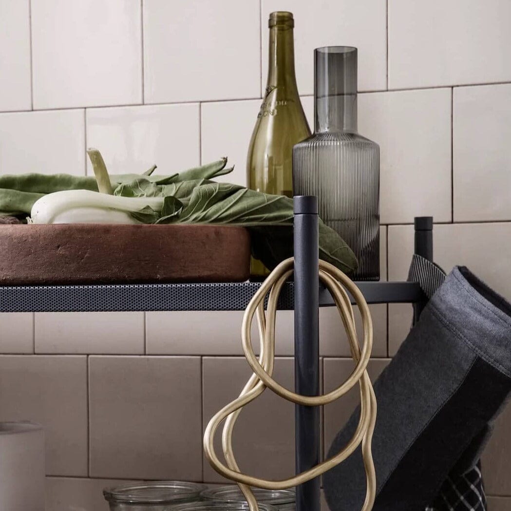 Ripple Karaffe (smoked grey) von ferm LIVING edel weiss