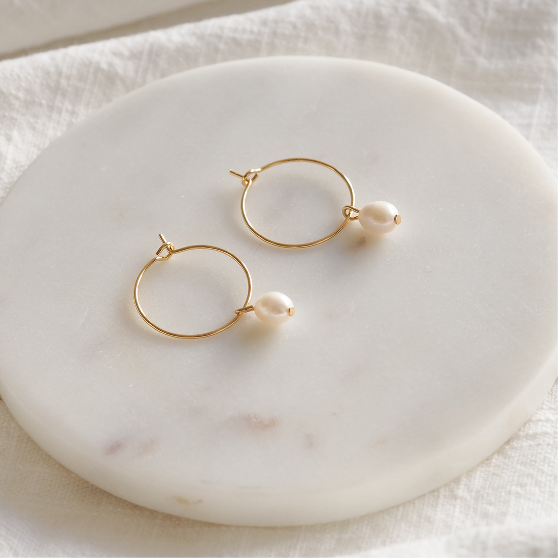 Perlenohrringe One (gold) von edel weiss