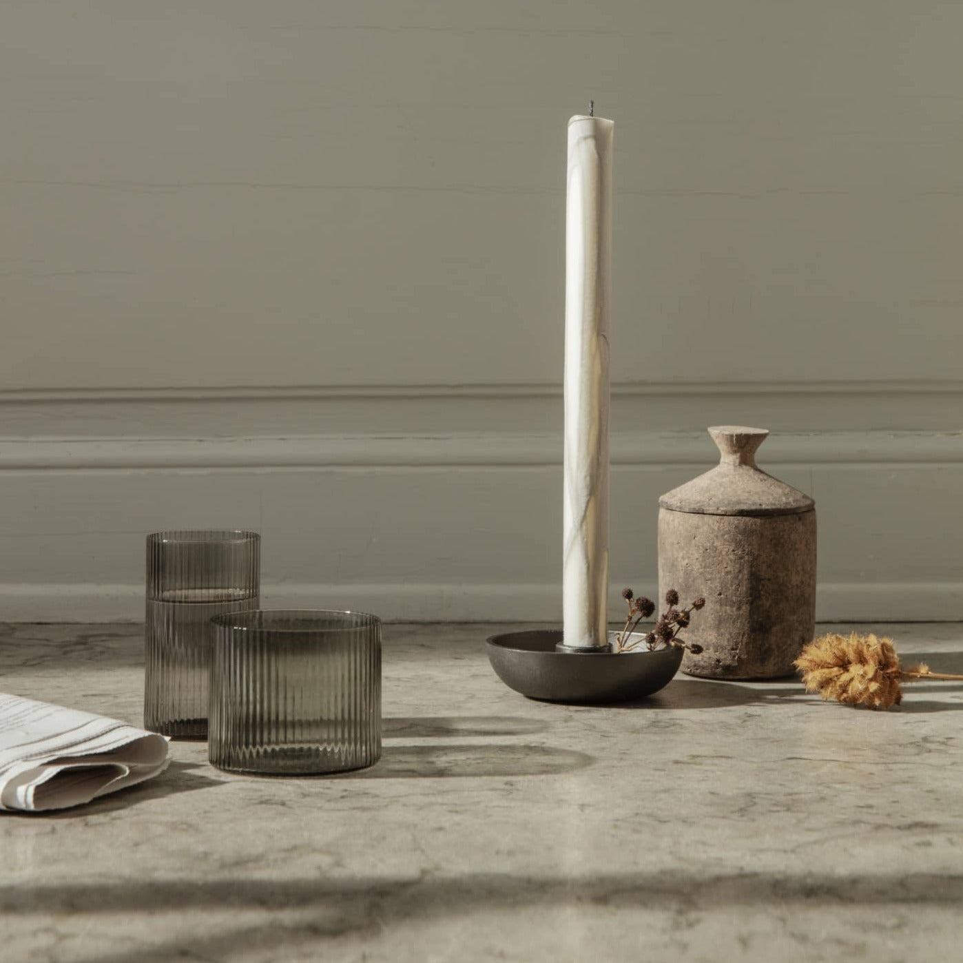Kerzen Dryp 2erSet (warm grey) von ferm LIVING edel weiss