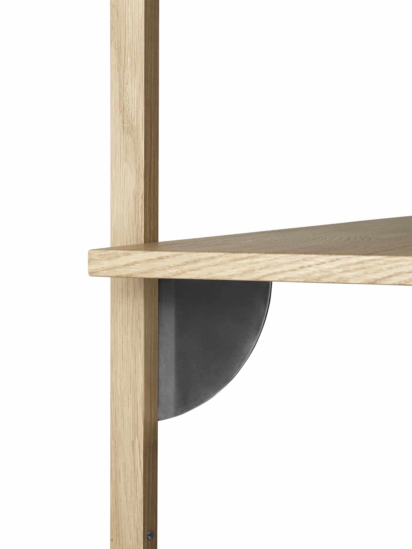 Regal Sector von ferm LIVING edel weiss