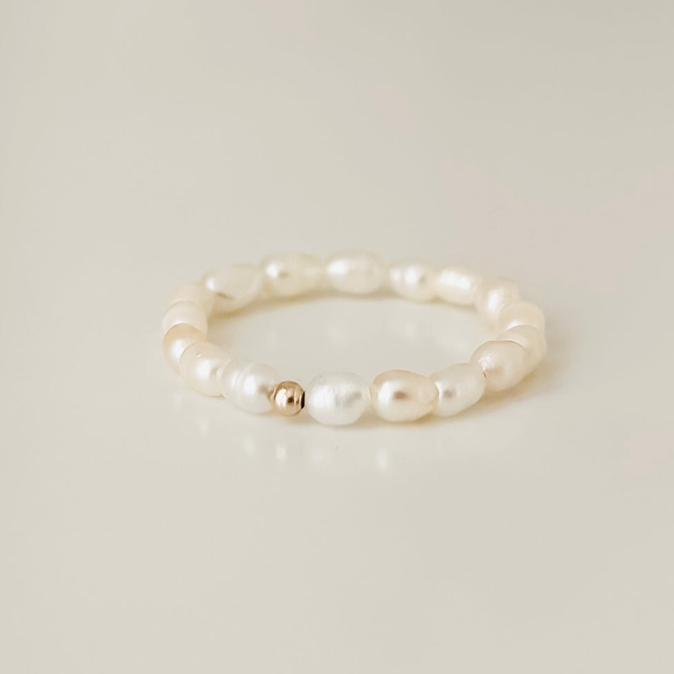 Ring Luna mit echter 375 Goldkugel von edel weiss edel weiss