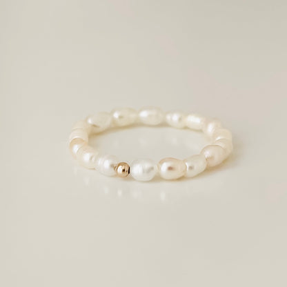 Ring Luna mit echter 375 Goldkugel von edel weiss edel weiss